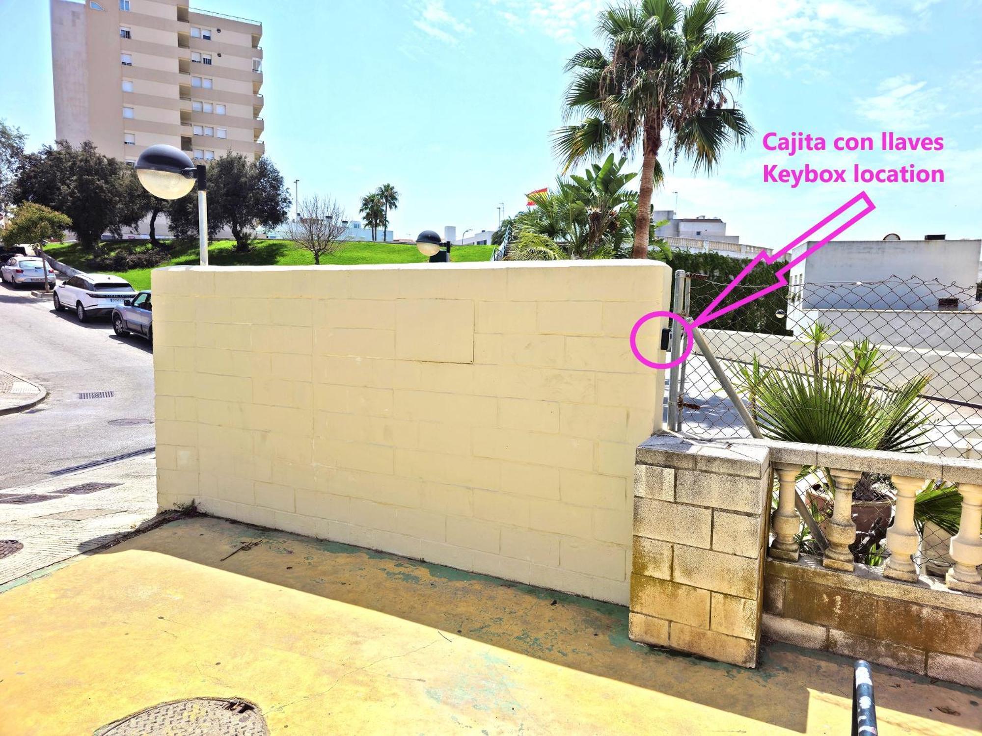 On Beach Deluxe Apartment With Pools And Own Garden El Puerto de Santa María Exterior foto
